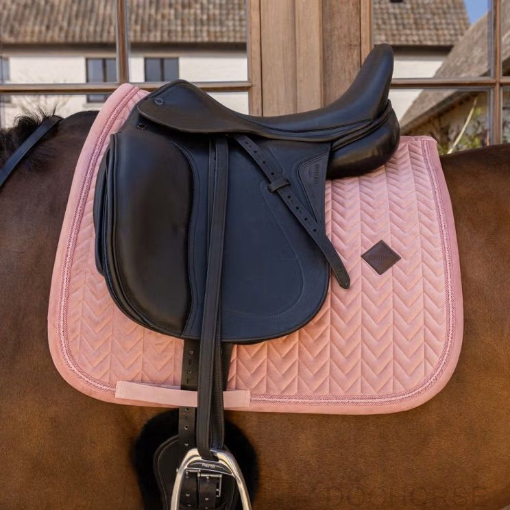 Kentucky Saddle Pad Velvet Mini Pearls Dressage Pink